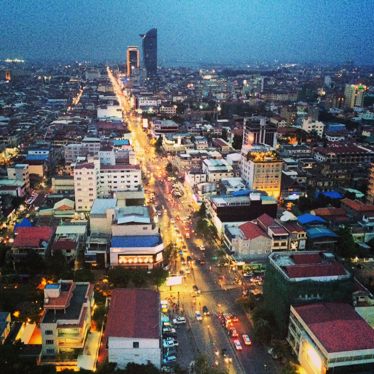 Пномпень. Пномпень столица. Гном на пне. Пномпень - Вьентьян.
