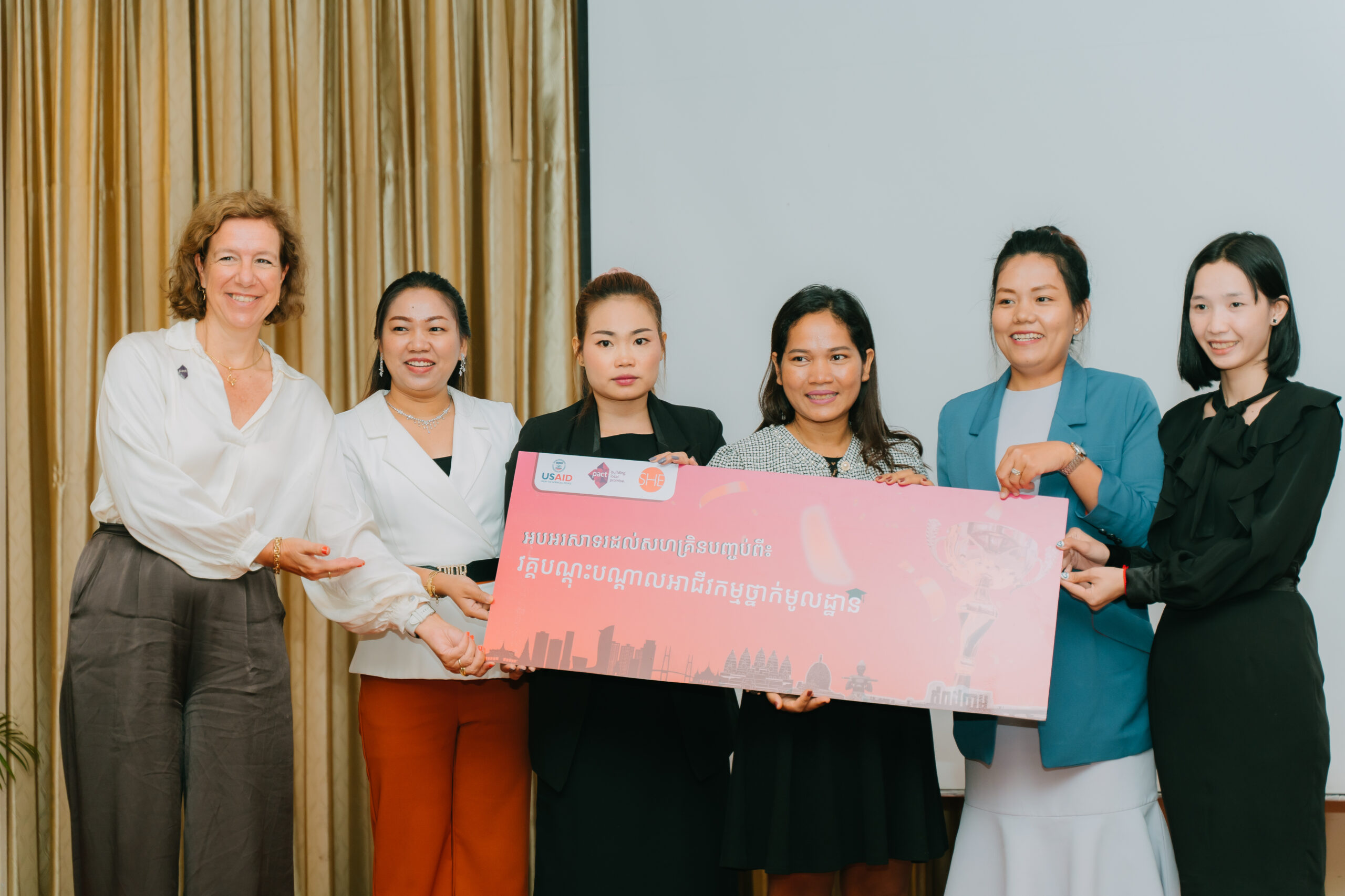 Cambodian Women Entrepreneurs Graduate With New Business Skills When   DSC00115 Scaled 