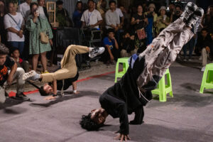 Hip Hop Dance Workshop and Dance Battle at the S'Art Urban Art Festival (Photo by: Juliette Deloron)